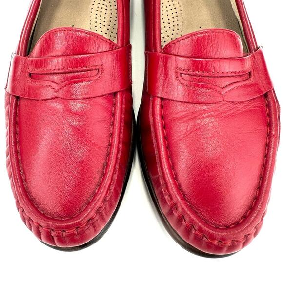 SAS Women Penny Loafer Size 8.5 Red Genuine Leather Tripad Comfort Casual Shoe - Picture 11 of 13